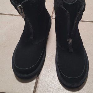 Koolaburra by UGG womens Lytta Zip booties size 6
